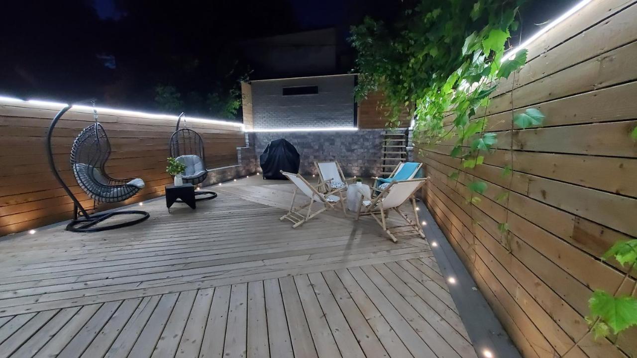 Renovated Guest Suite Near The Lake & High Park In Toronto! Exterior foto
